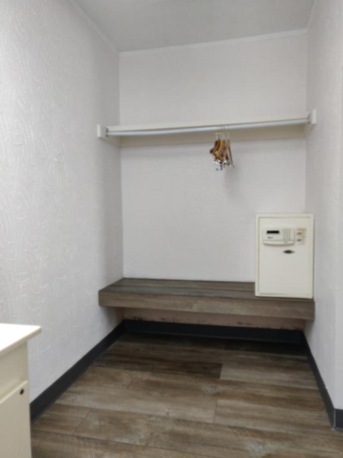 Sprucewood Inn Elyria Eksteriør bilde